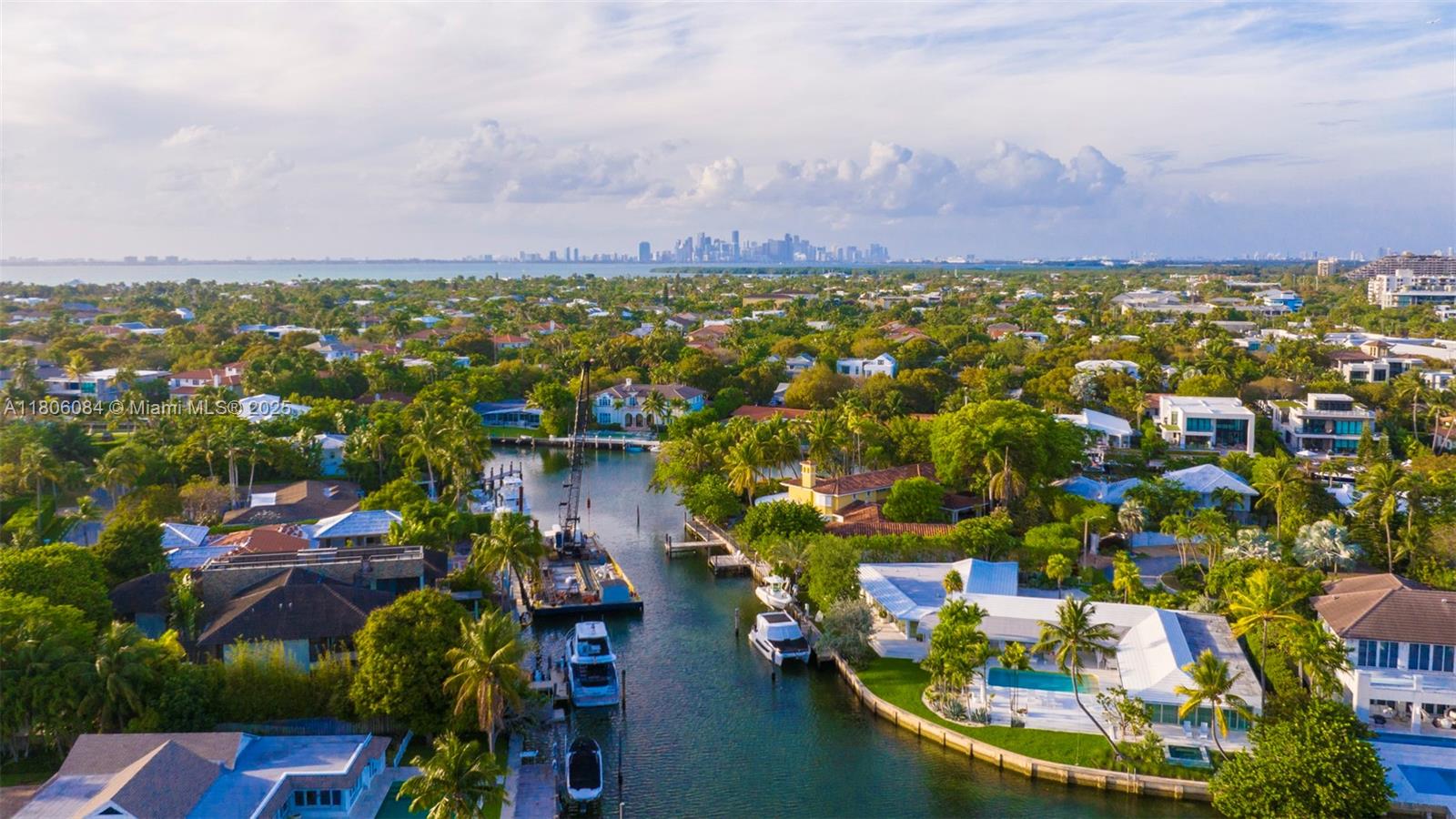 250 Knollwood Dr Key Biscayne, FL 33149 250 Knollwood Dr Key Biscayne, FL 33149