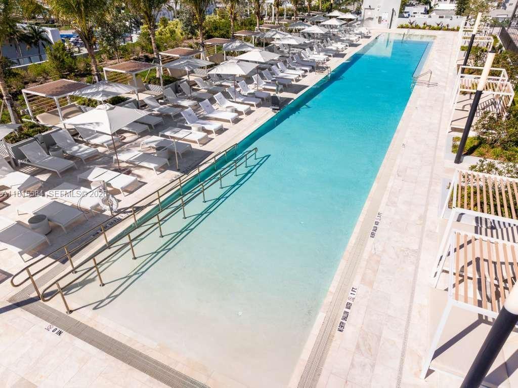 image 72 Park Condo35