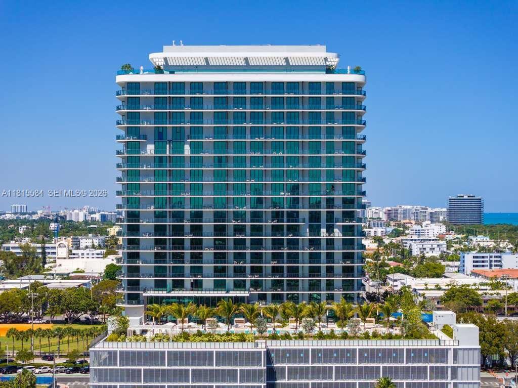 image 72 Park Condo42