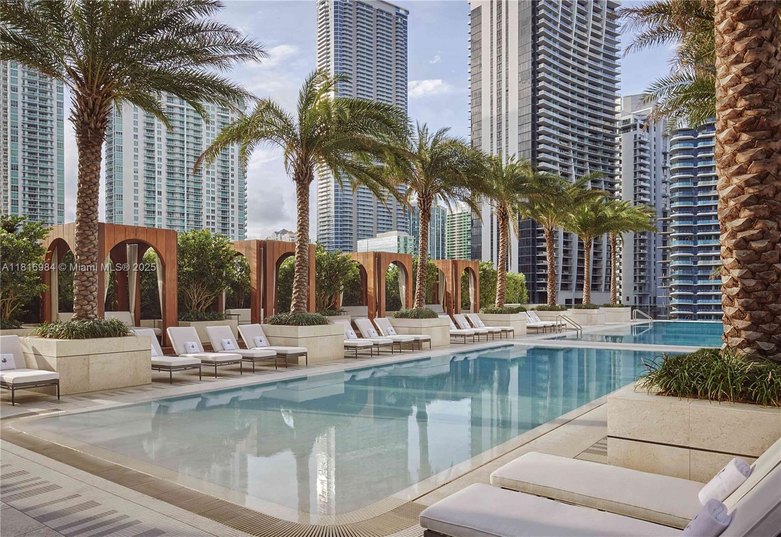 image Sls Lux Brickell21