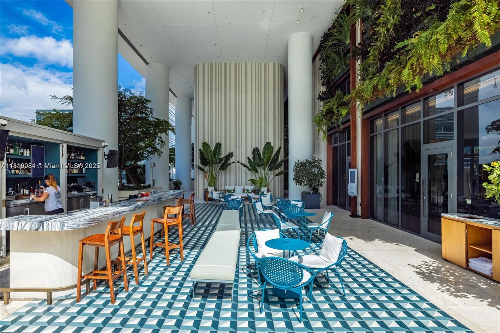 image Sls Lux Brickell23