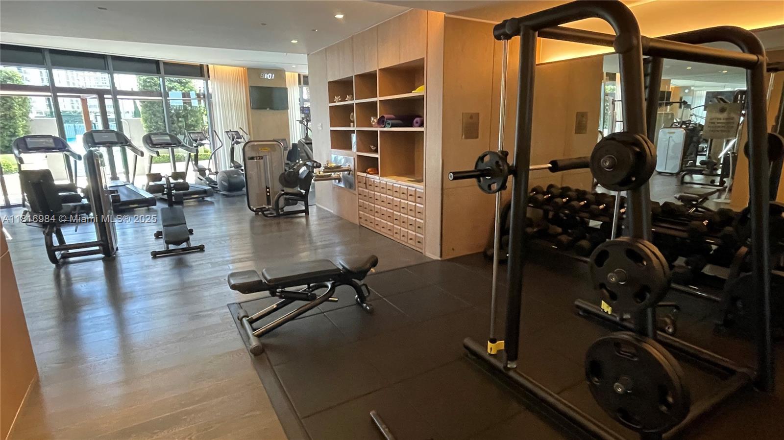 image Sls Lux Brickell27