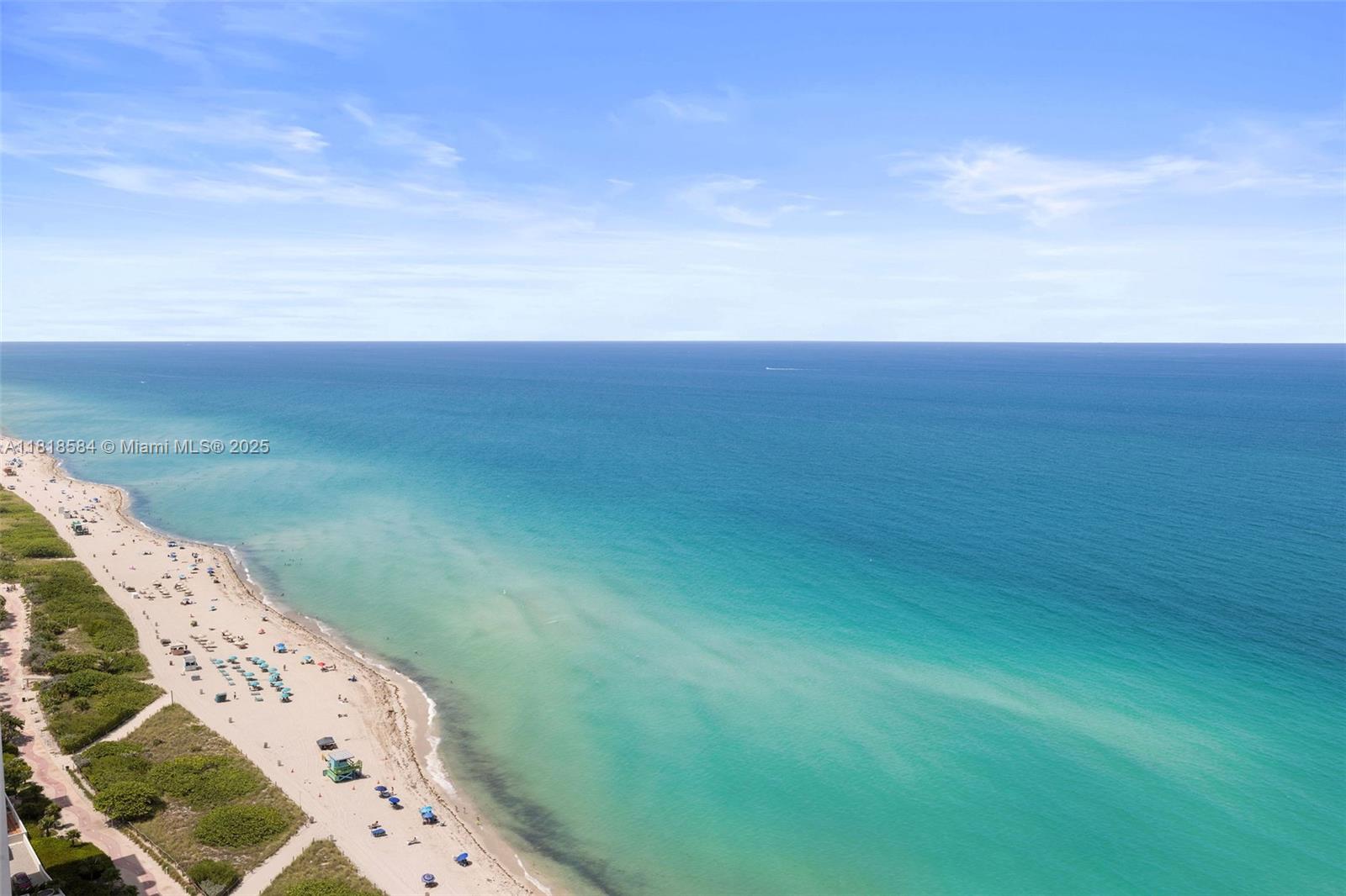 image Carillon Beach6