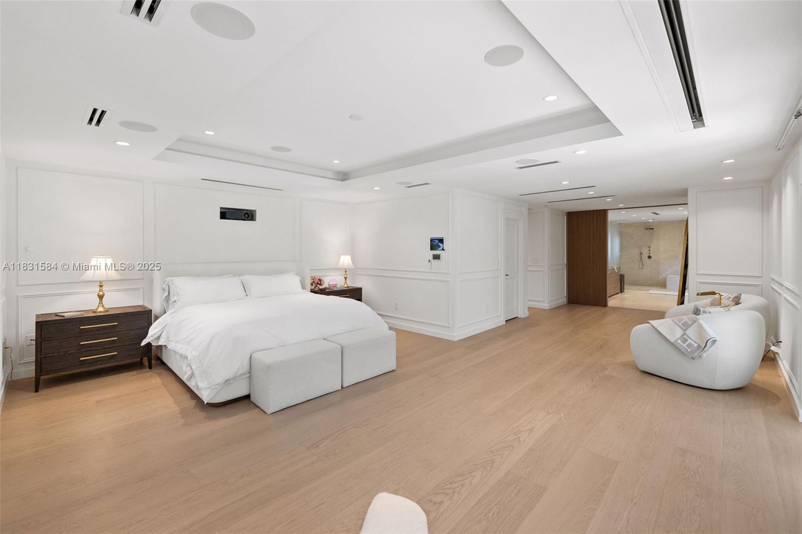 506 Sunset Dr Coral Gables, FL 33143