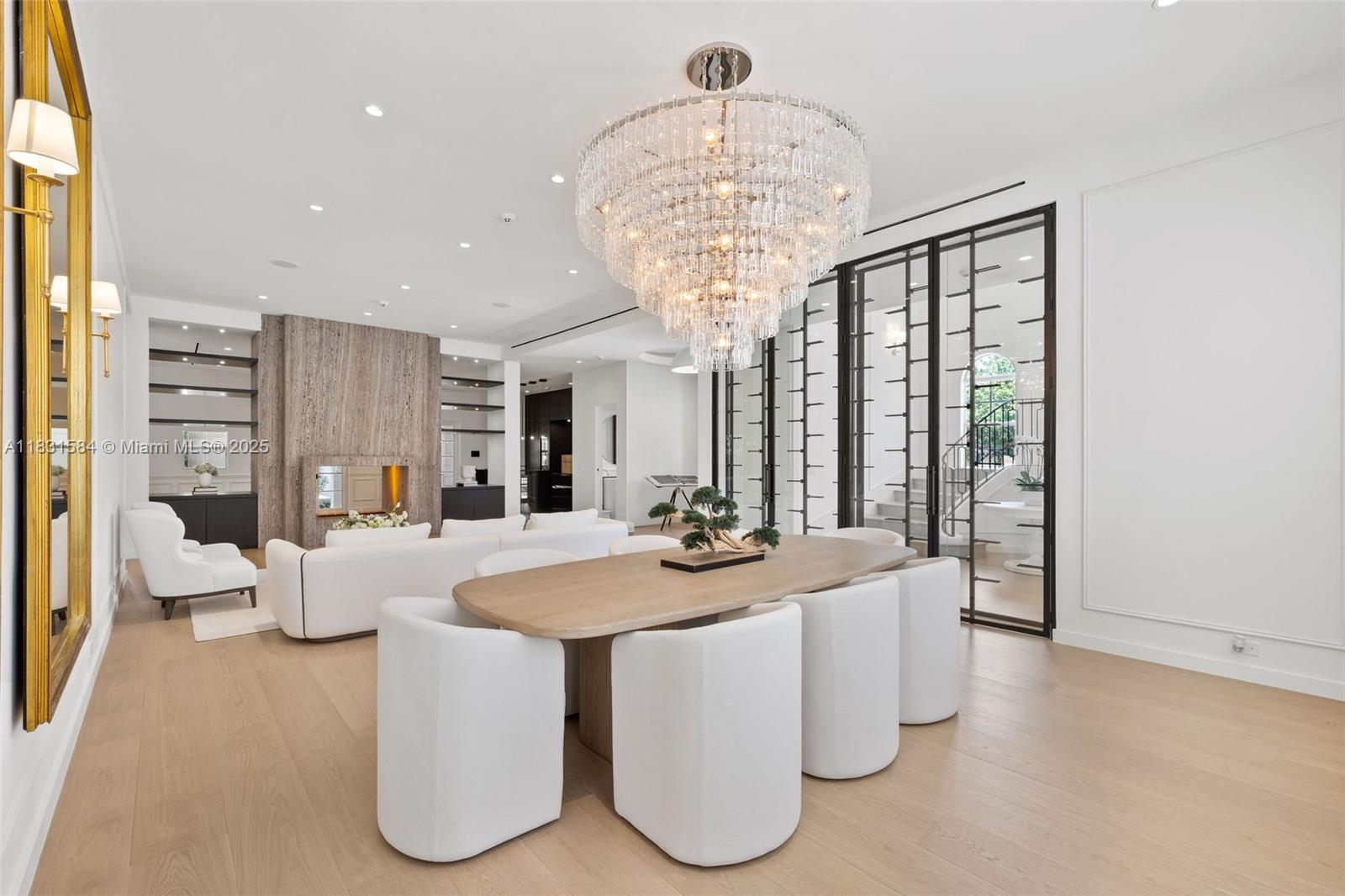 506 Sunset Dr Coral Gables, FL 33143