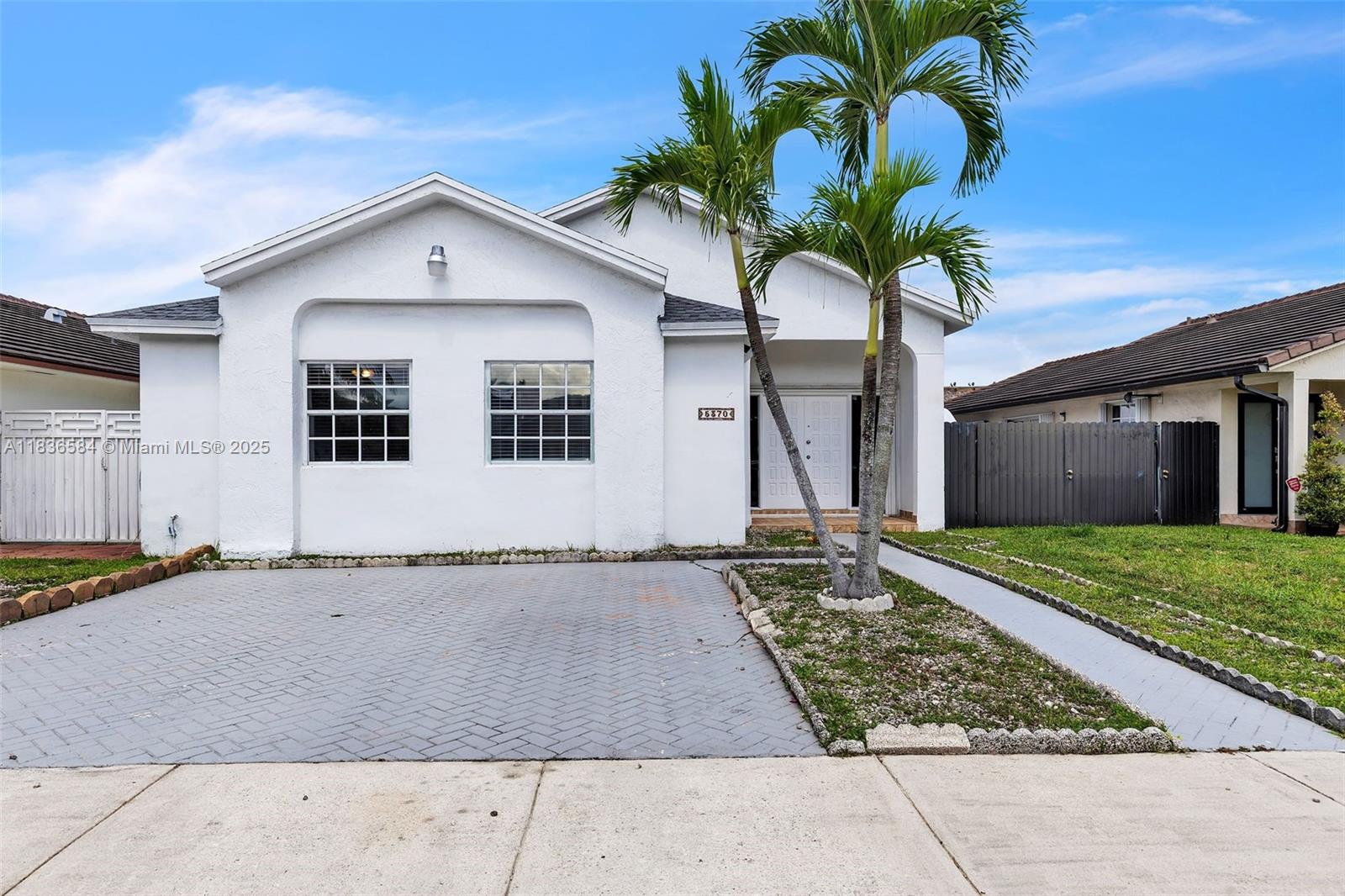 5370 SW 144th Ave