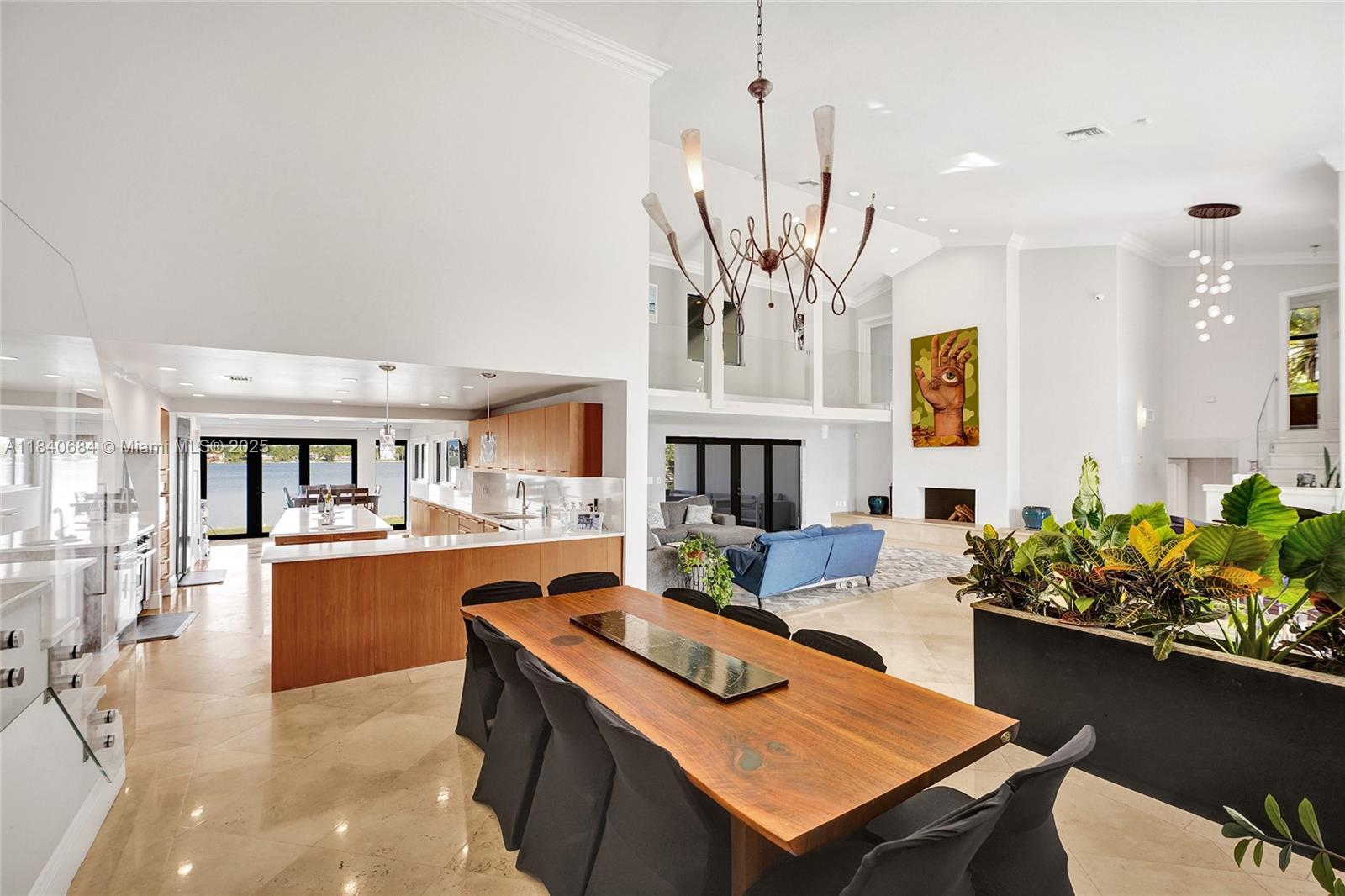 13724 SW 92nd Ct Miami, FL 33176