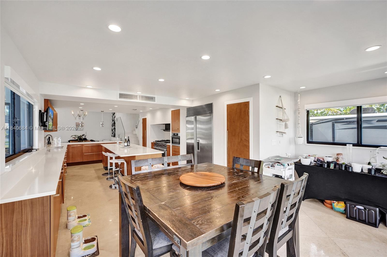 13724 SW 92nd Ct Miami, FL 33176