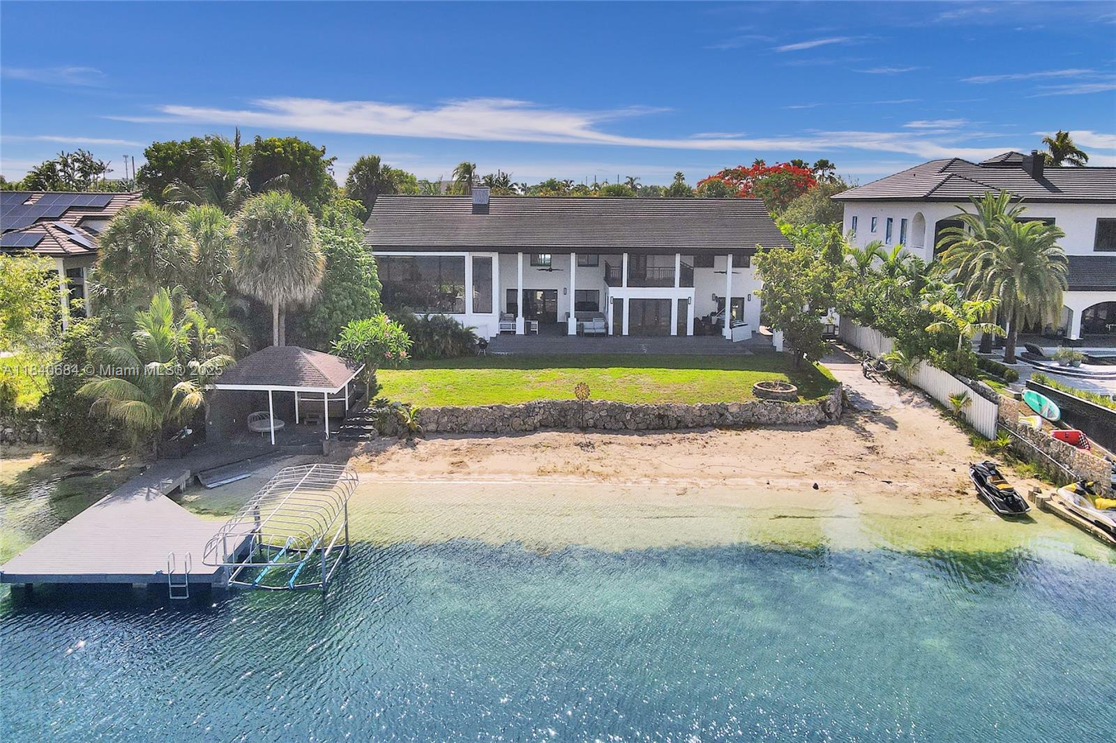 13724 SW 92nd Ct Miami, FL 33176