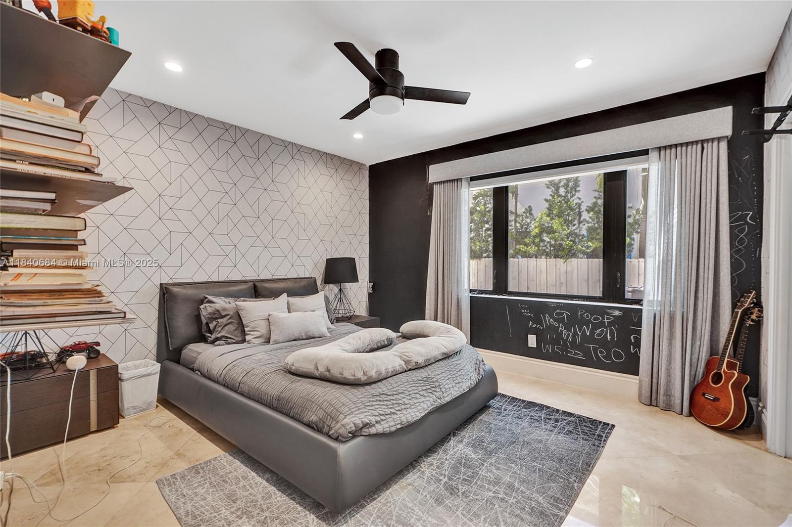 13724 SW 92nd Ct Miami, FL 33176