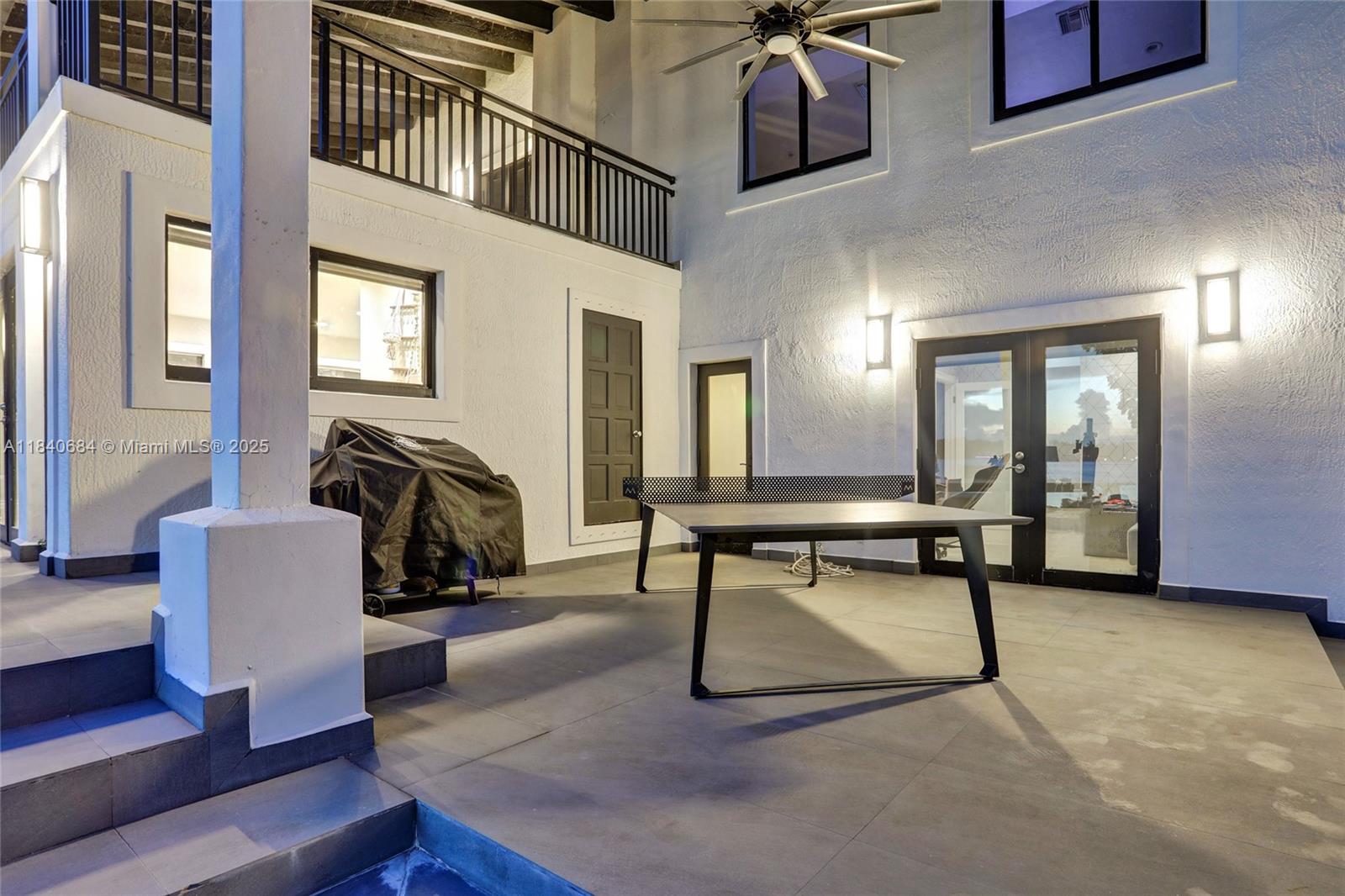 13724 SW 92nd Ct Miami, FL 33176