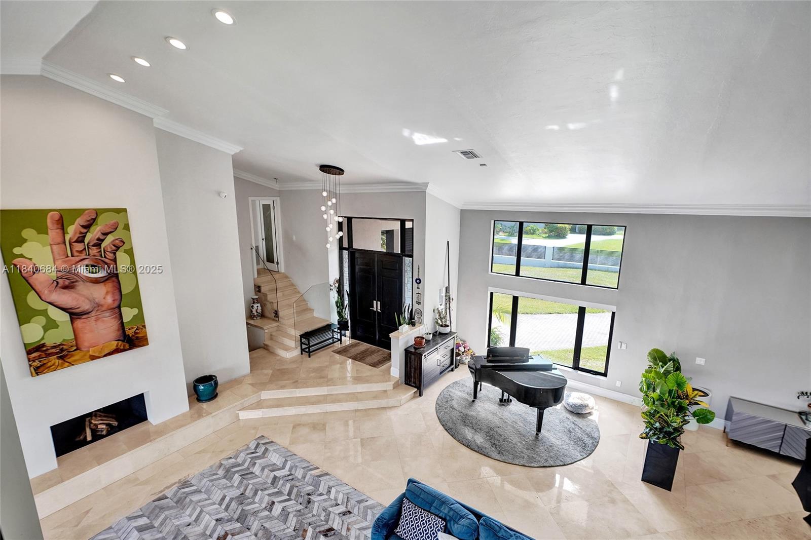 13724 SW 92nd Ct Miami, FL 33176