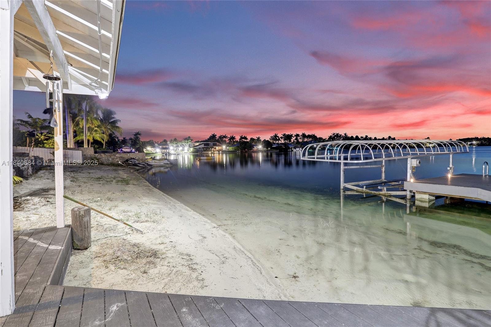 13724 SW 92nd Ct Miami, FL 33176