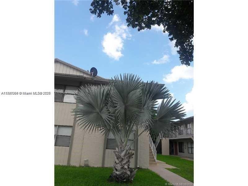 15304 SW 72nd St #28-14