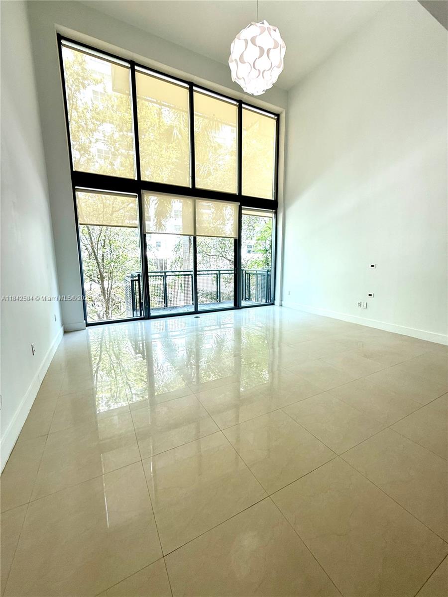 image Terra Beachside Condo1