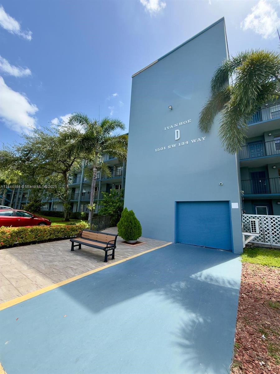 1501 SW 134th Way #206D