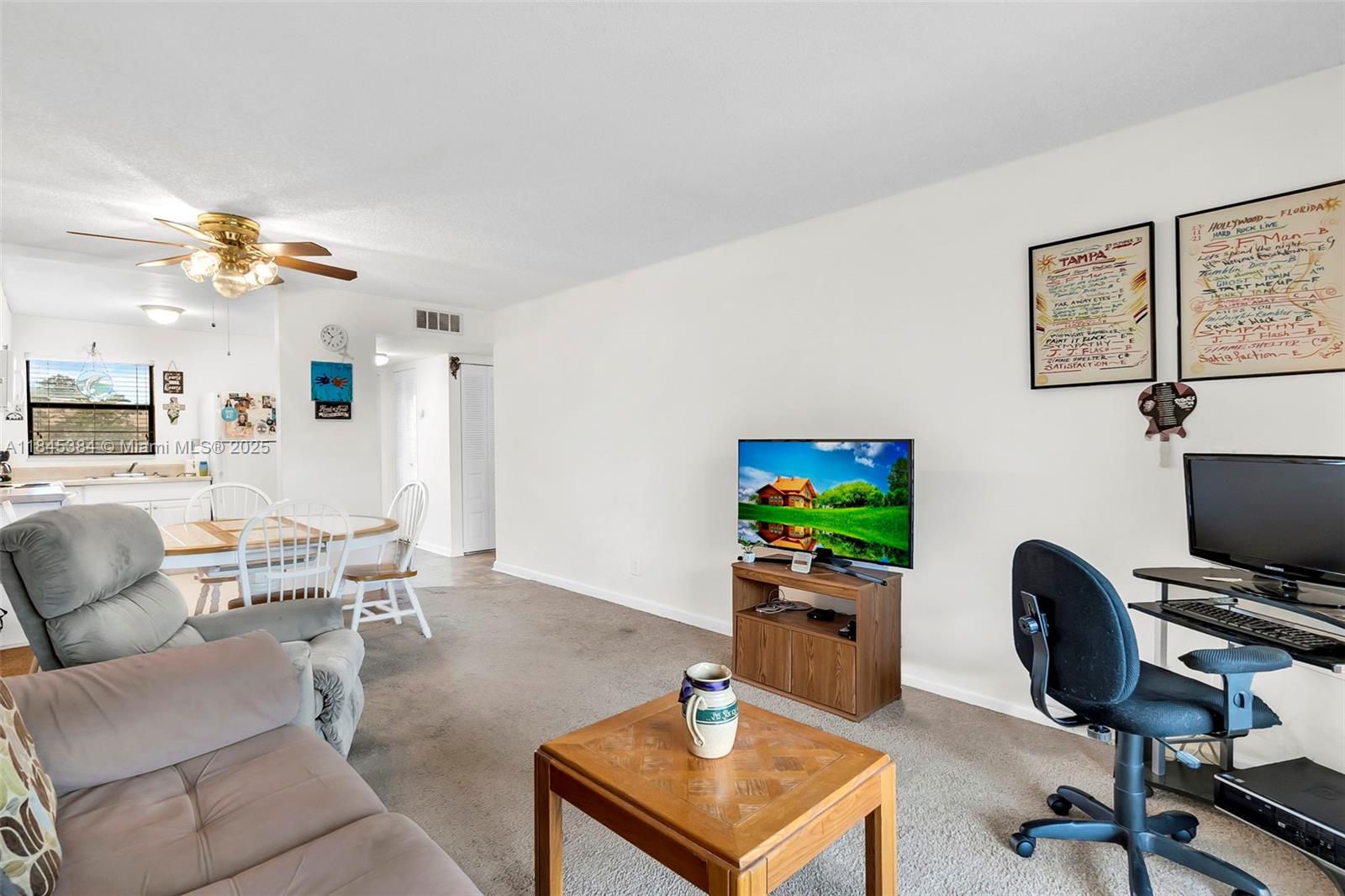 10466 Sunrise Lks Blvd #305