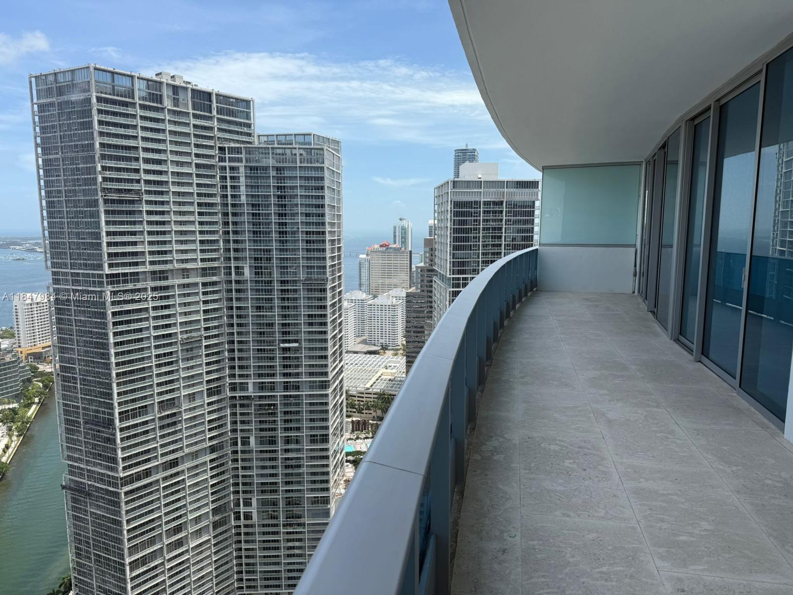 image Epic West Condo12