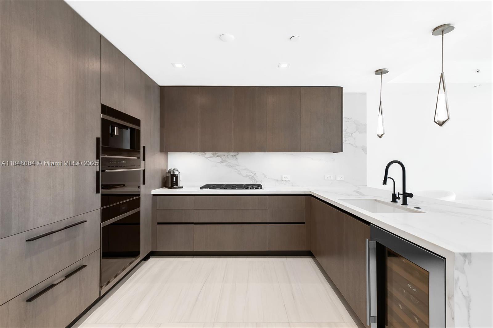 1116 N Ocean Blvd #504 Pompano Beach, FL 33062