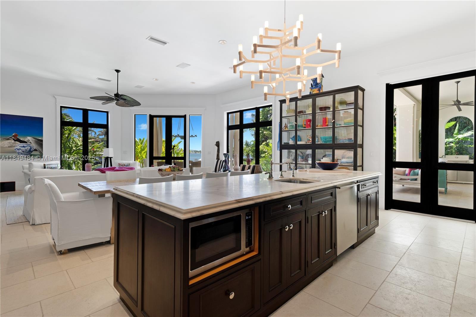 1818 W 23rd St Miami Beach, FL 33140