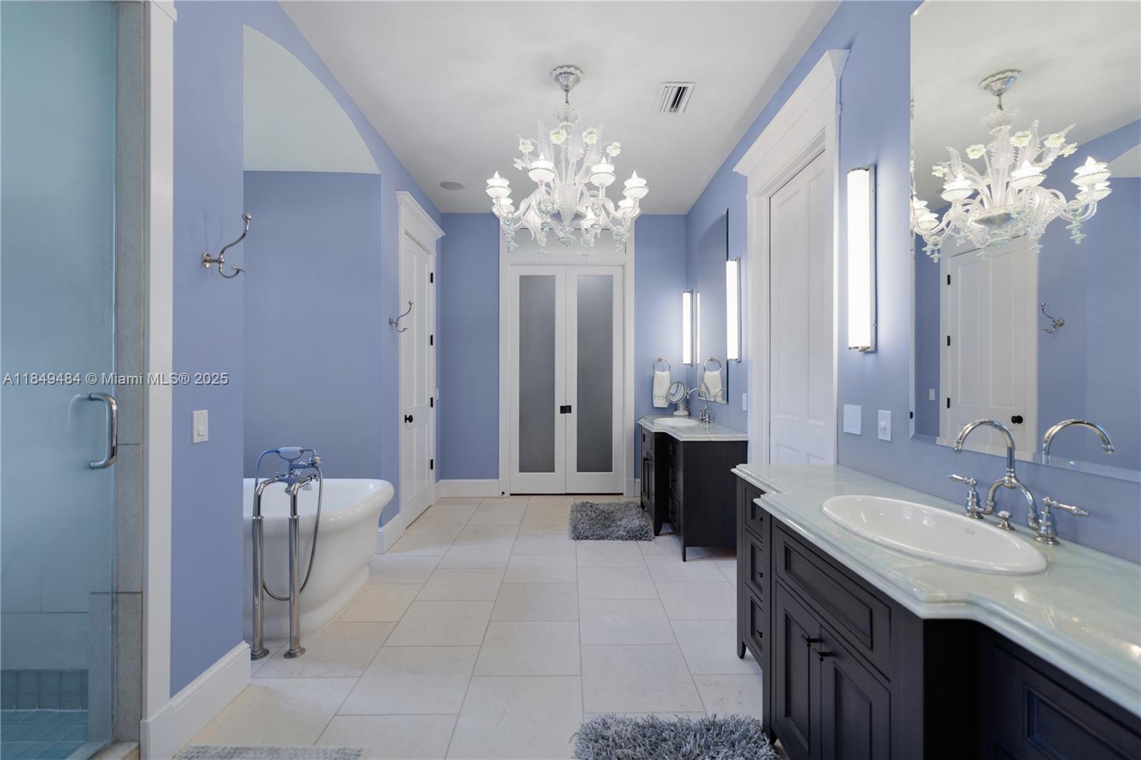 1818 W 23rd St Miami Beach, FL 33140