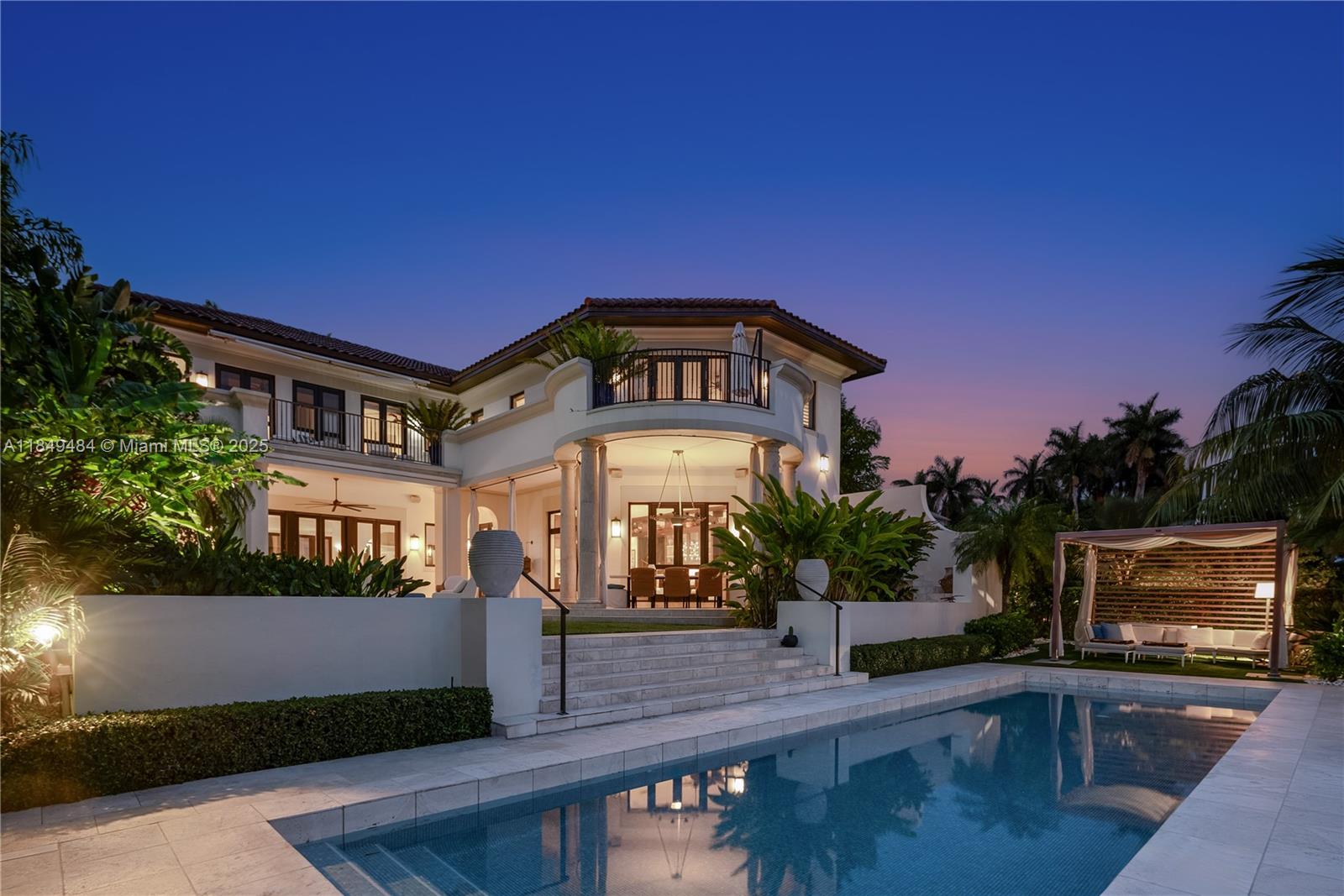 1818 W 23rd St Miami Beach, FL 33140