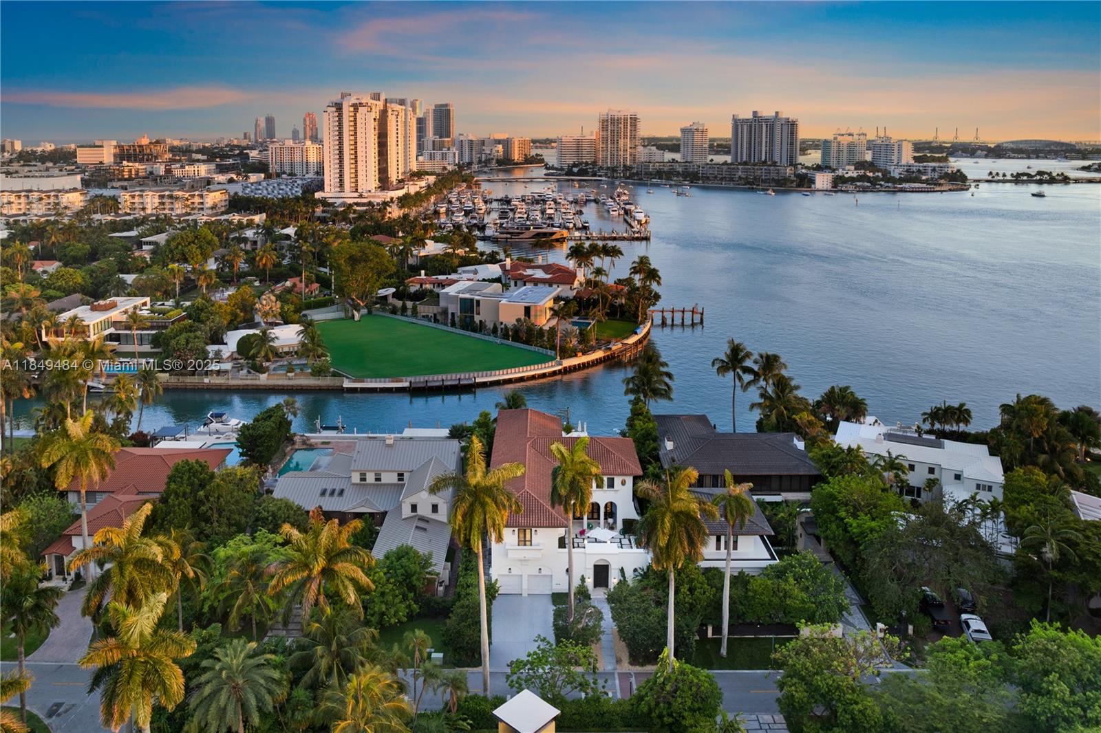 1818 W 23rd St Miami Beach, FL 33140