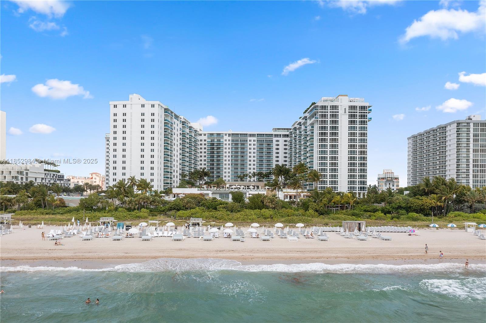 2301 Collins Ave #523