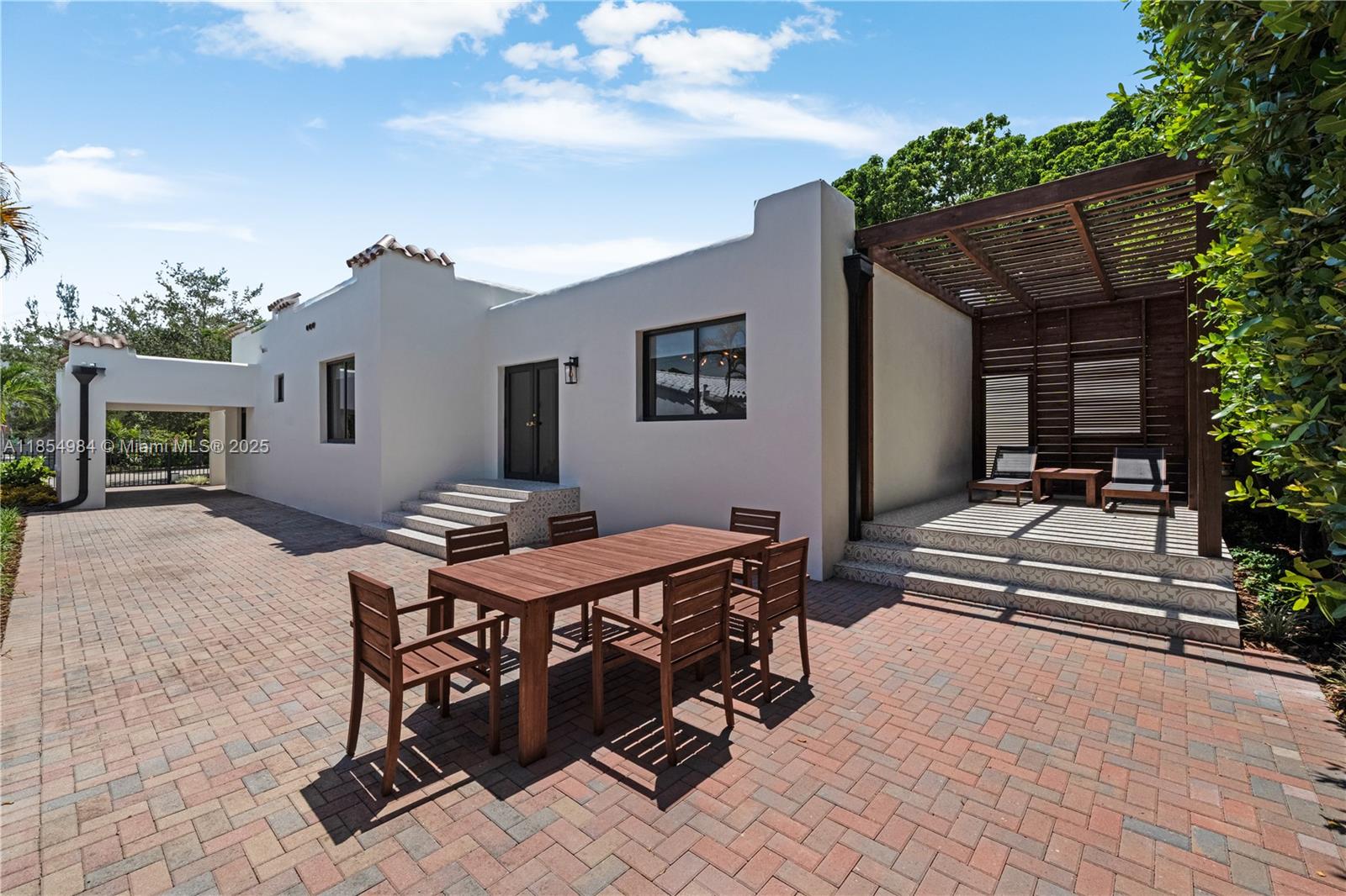 169 NE 48th St Miami, FL 33137