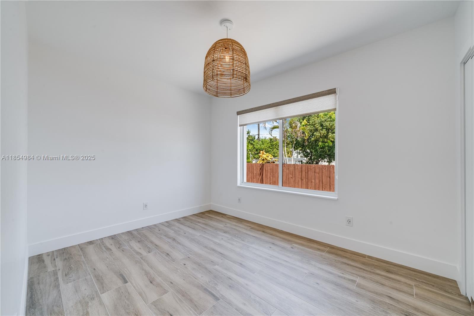 169 NE 48th St Miami, FL 33137