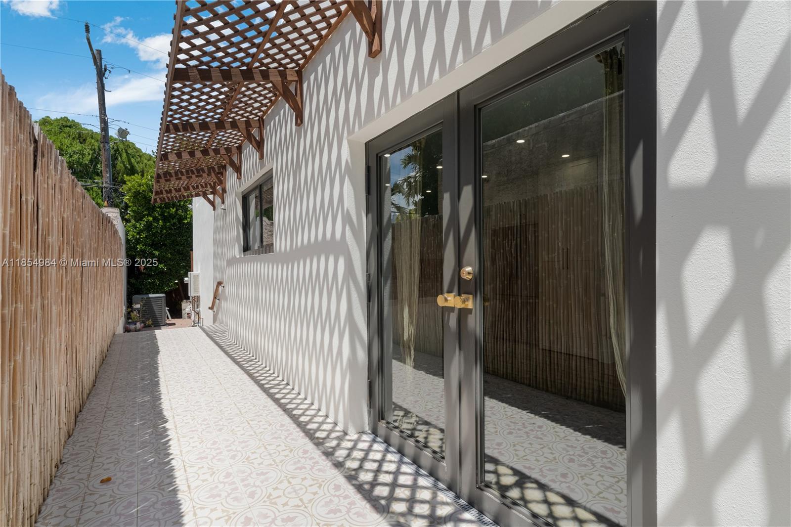 169 NE 48th St Miami, FL 33137