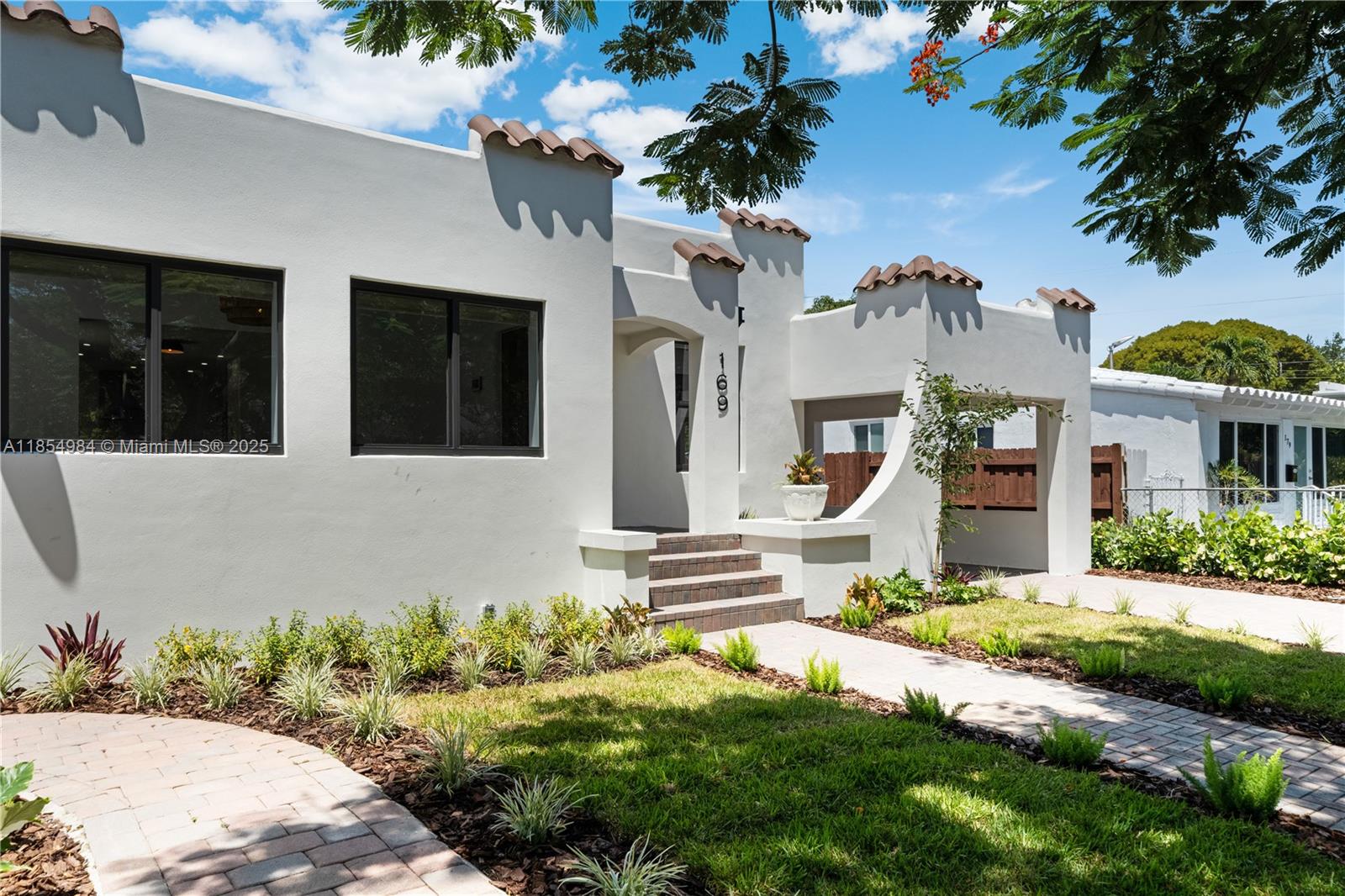 169 NE 48th St Miami, FL 33137