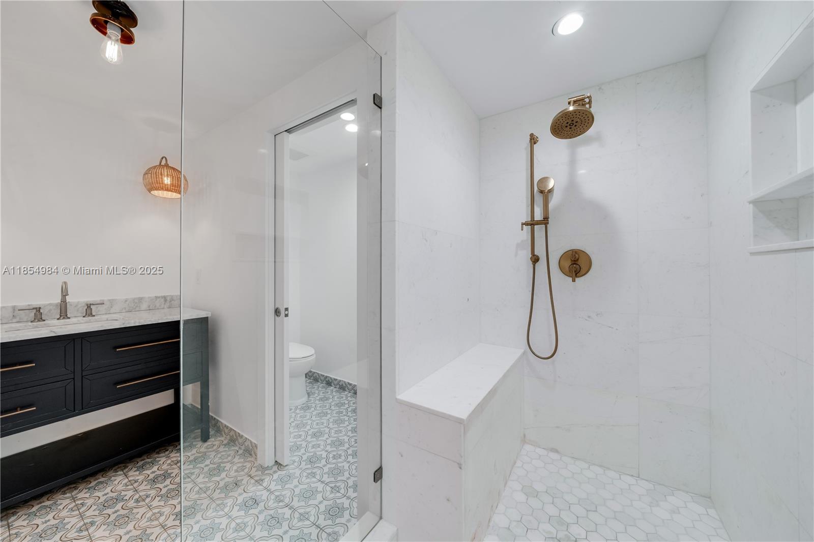 169 NE 48th St Miami, FL 33137