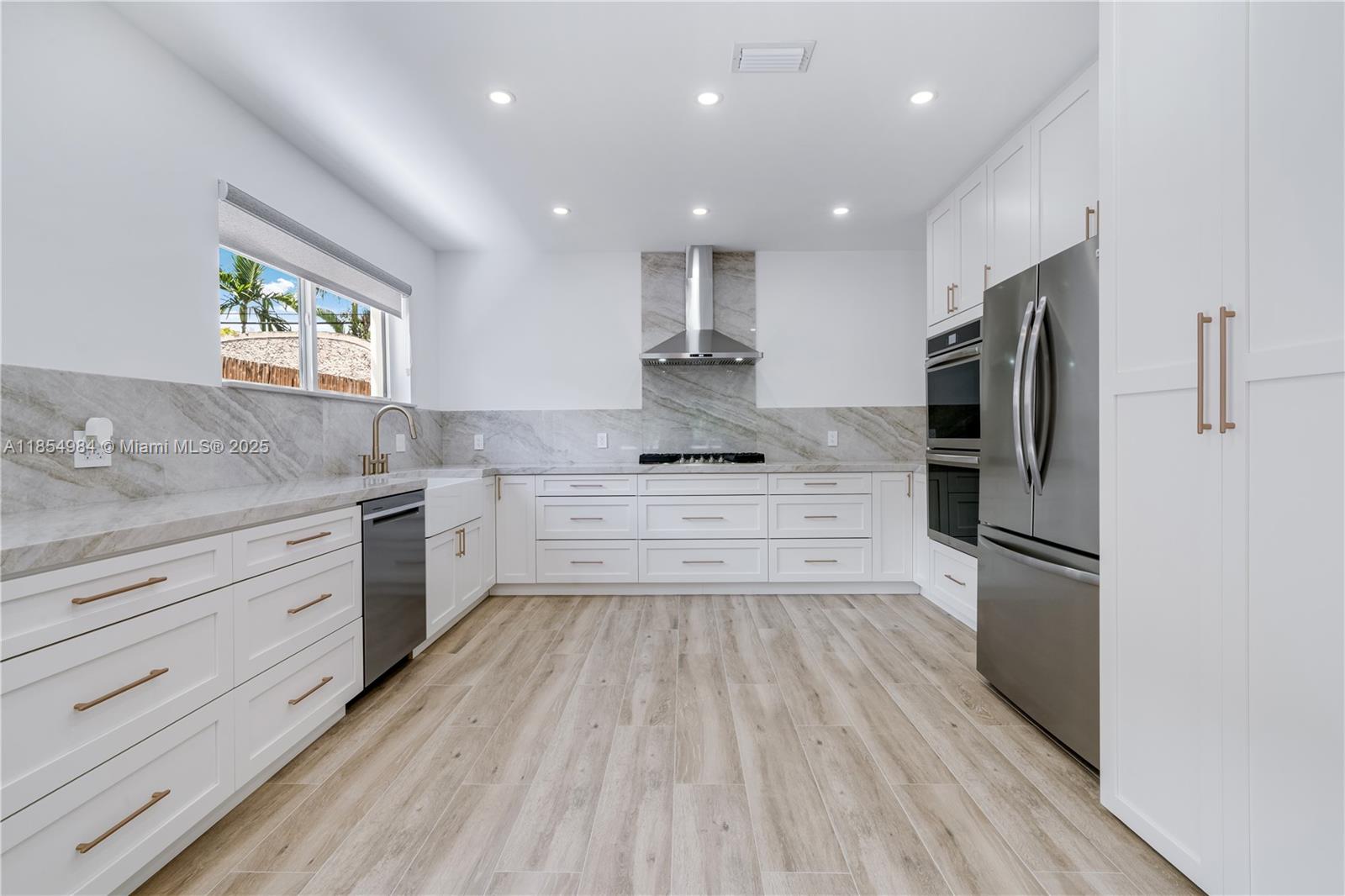 169 NE 48th St Miami, FL 33137