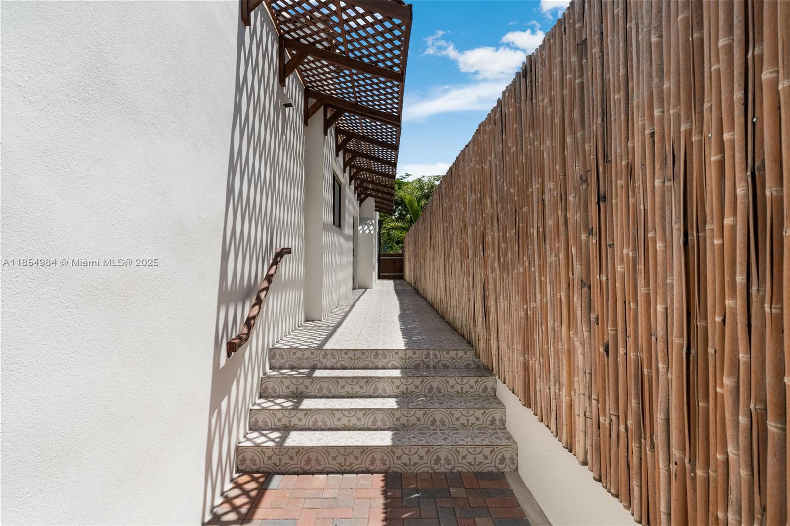 169 NE 48th St Miami, FL 33137