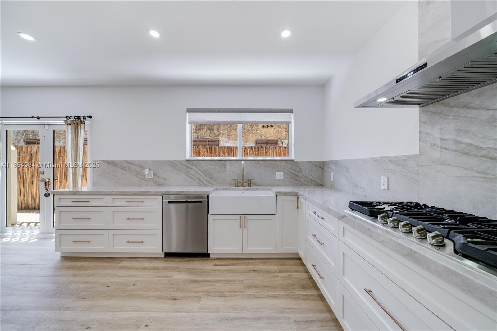 169 NE 48th St Miami, FL 33137