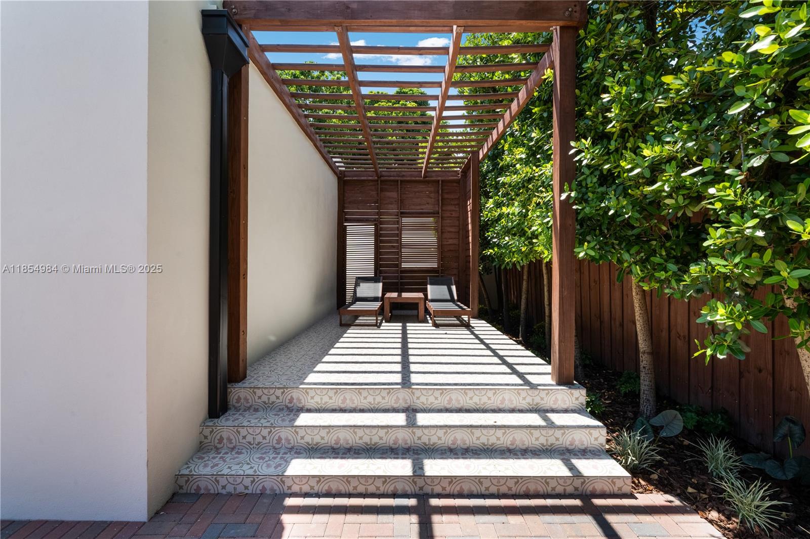 169 NE 48th St Miami, FL 33137