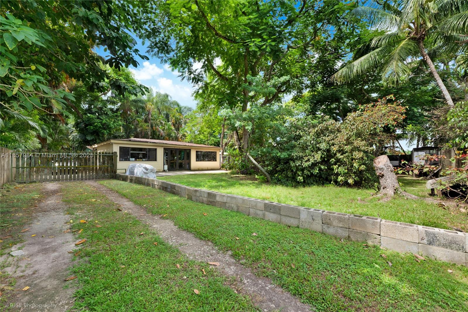 13831 SW 232nd St Miami, FL 33170