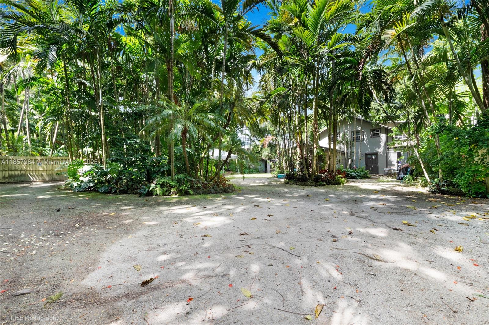 13831 SW 232nd St Miami, FL 33170