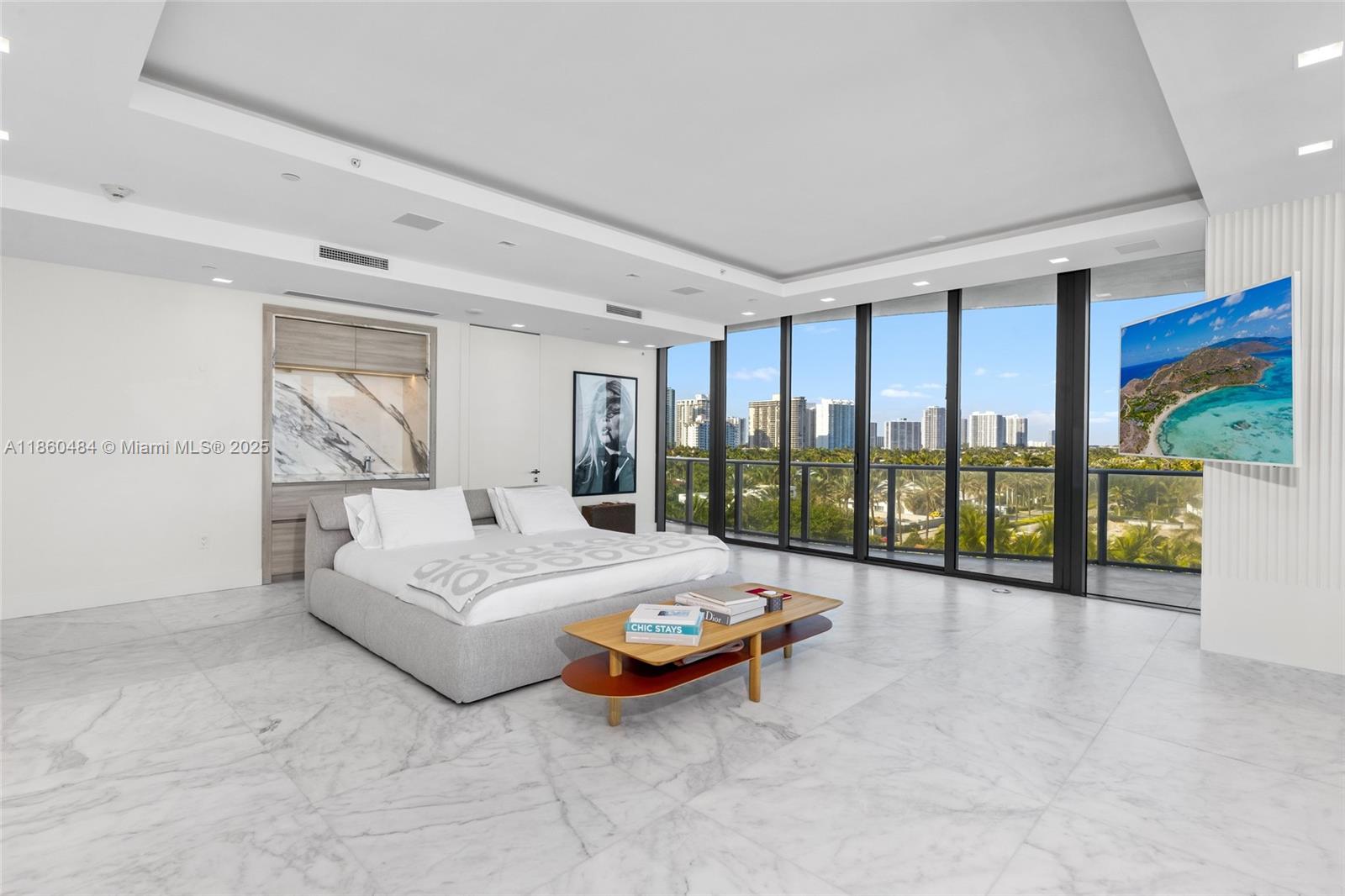 image Regalia Condo18