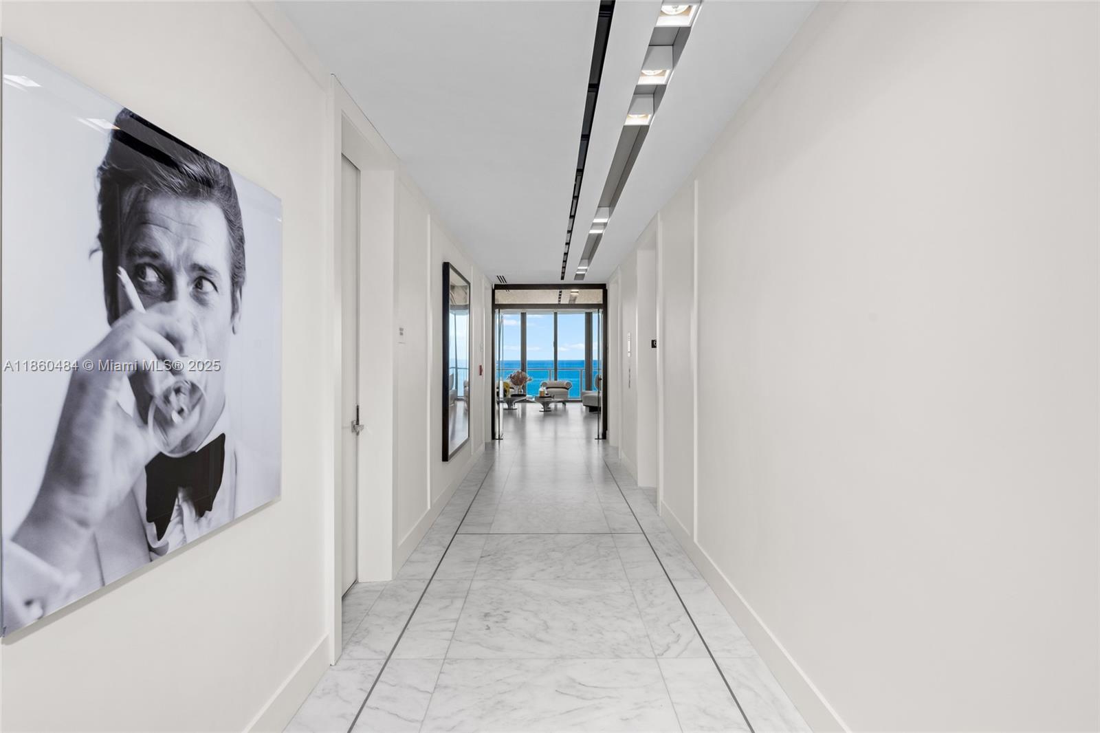 image Regalia Condo1