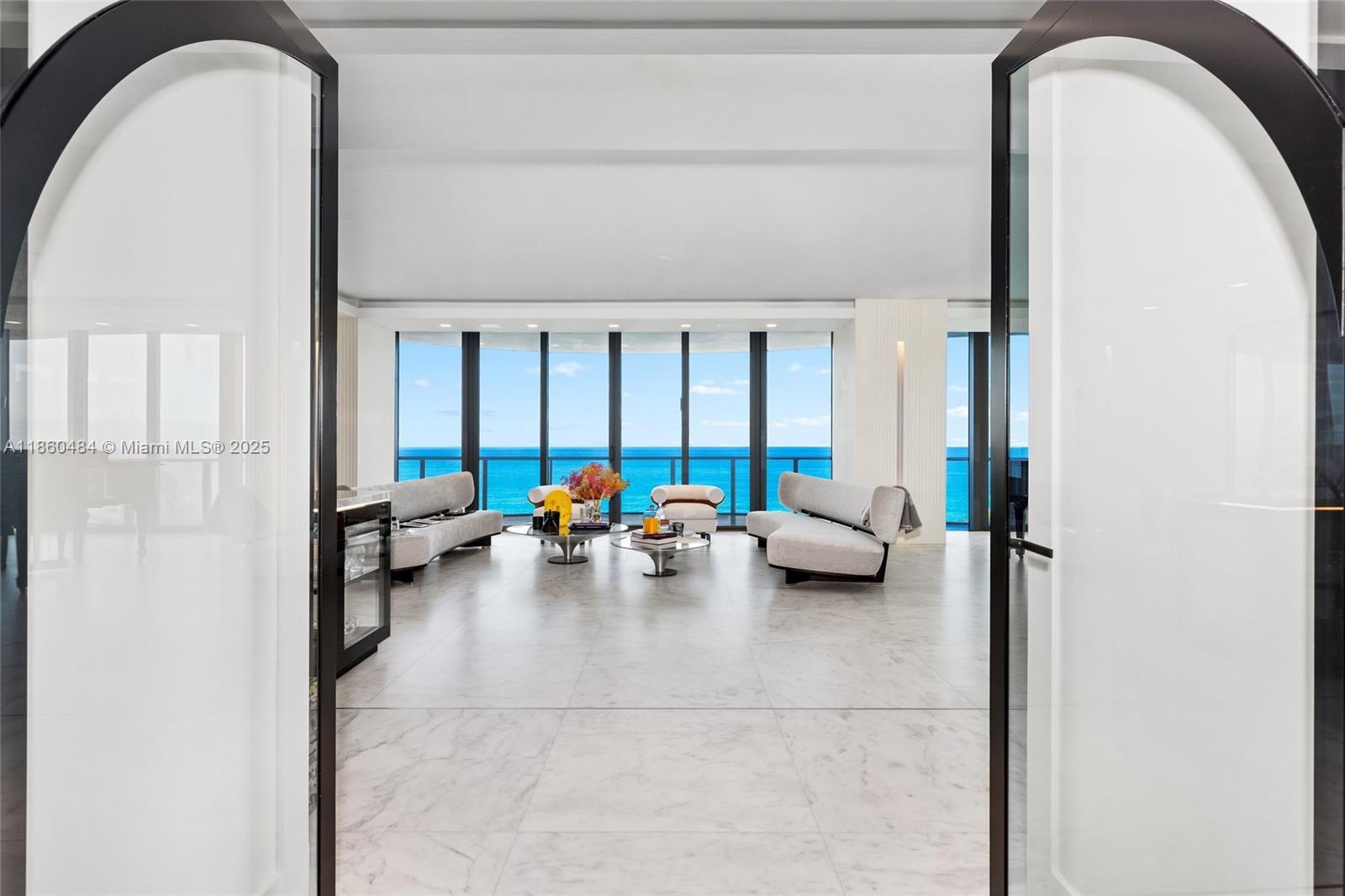 image Regalia Condo2