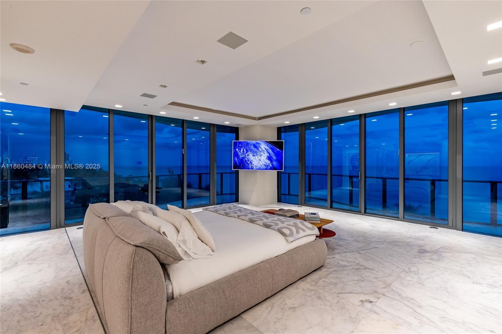image Regalia Condo39