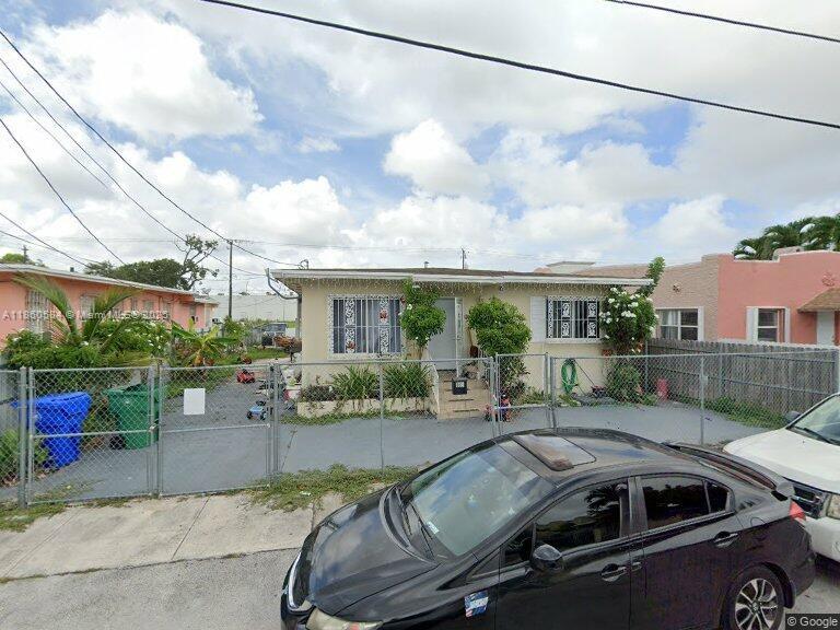 1781 NW 19th St