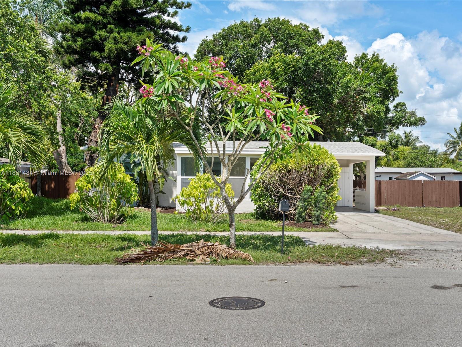 113 SW 22nd Ave #