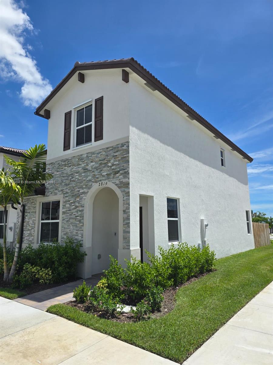 2819 SE 26th Ave #2819