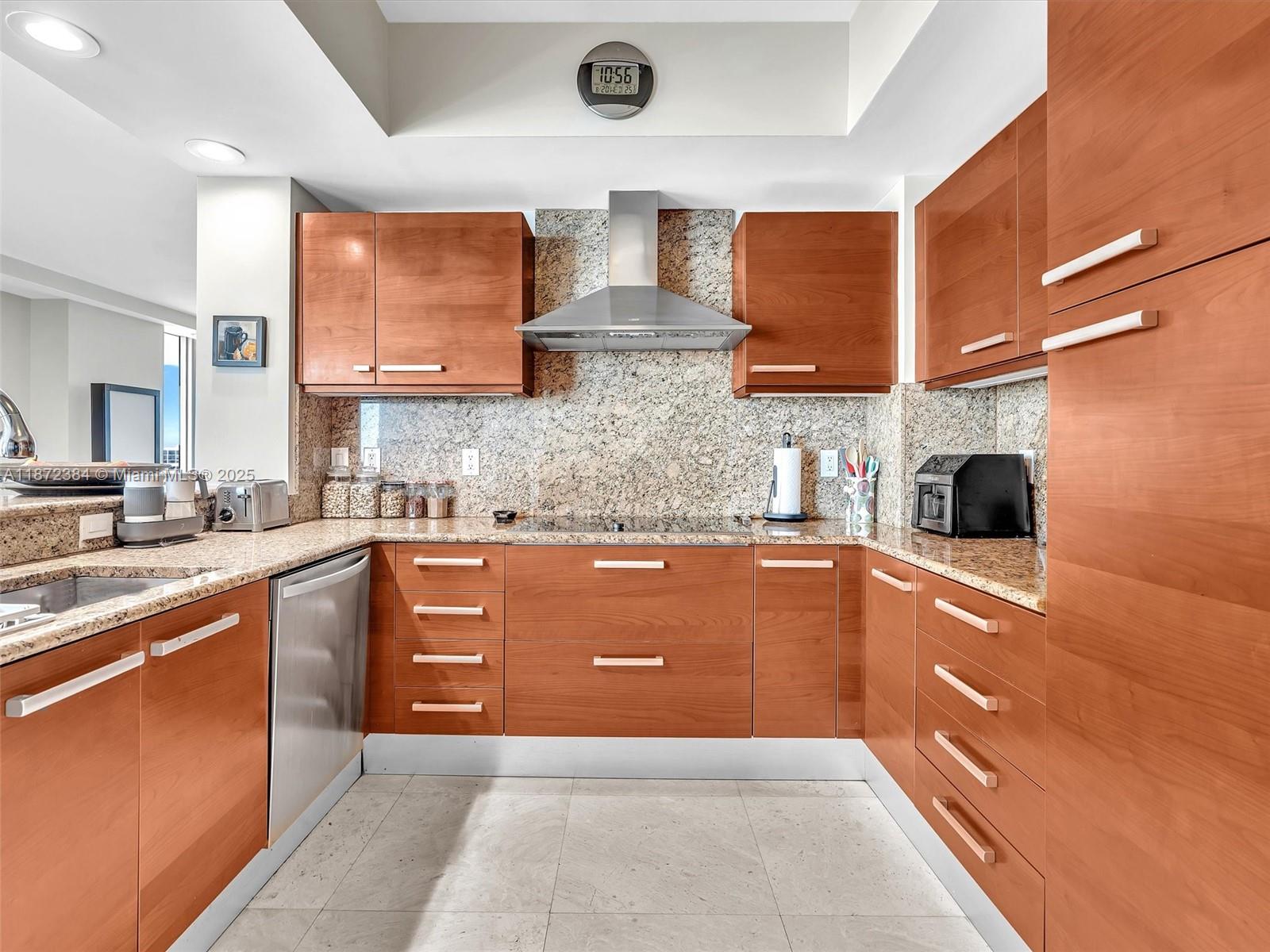 3535 S Ocean Dr #905 Hollywood, FL 33019