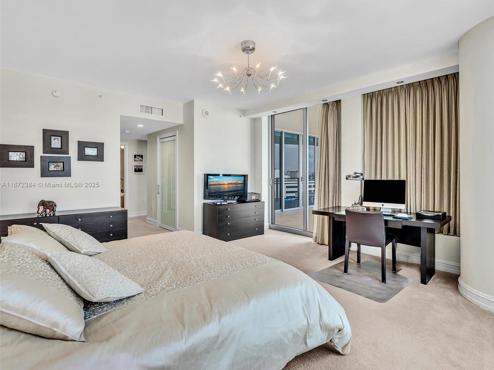 3535 S Ocean Dr #905 Hollywood, FL 33019