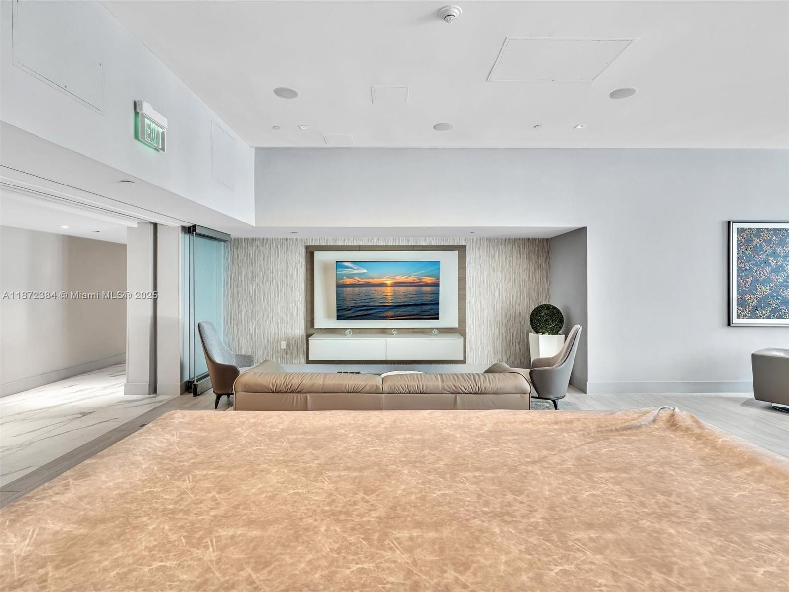 3535 S Ocean Dr #905 Hollywood, FL 33019