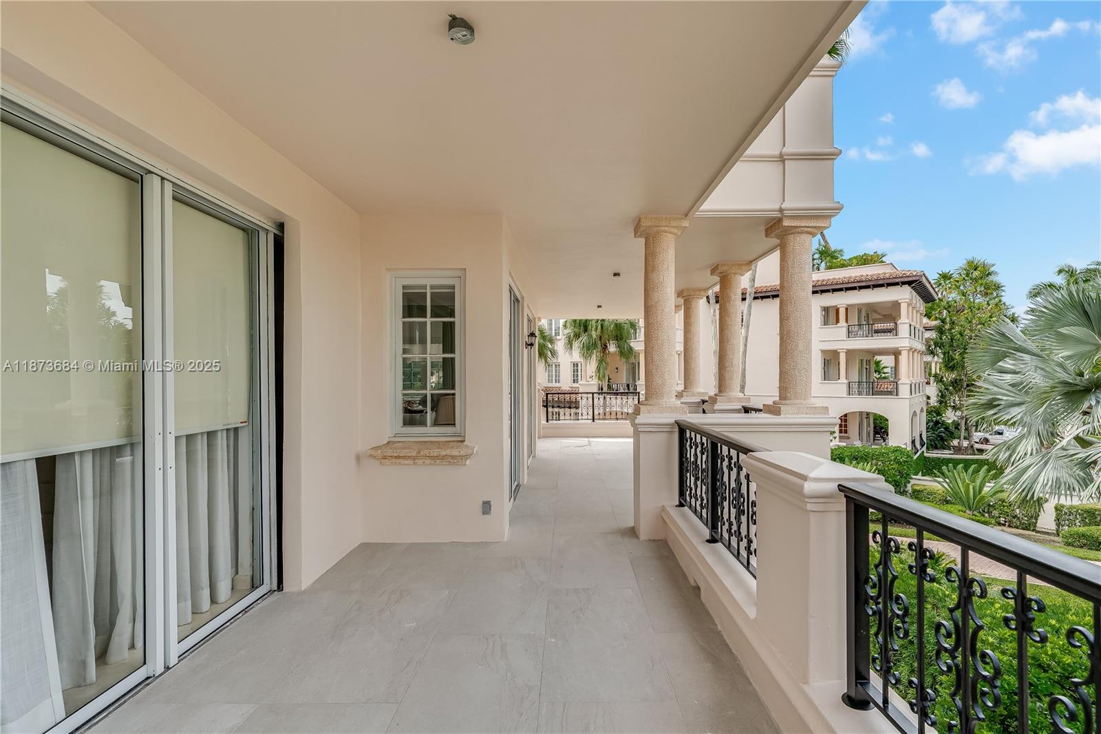 image Seaside Village20